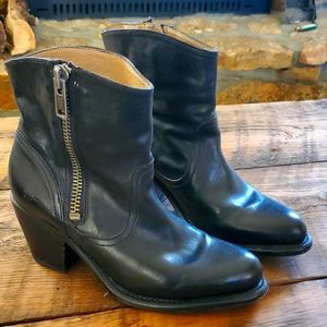FRYE Women's LESLIE Black Boots Size 7.5 B 76751